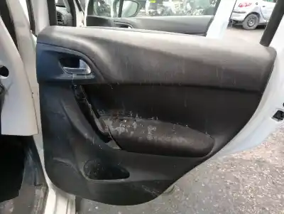 Veicolo di demolizione citroen c3 collection dell'anno 2015 alimentato bh02