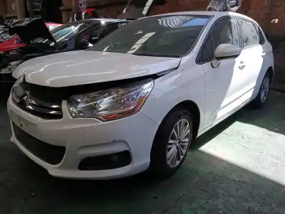 Veículo de Sucata citroen c4 lim. 1.4 16v 95 cv / 70 kw do ano 2013 alimentado 8f01