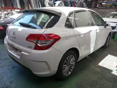 Veículo de Sucata citroen c4 lim. 1.4 16v 95 cv / 70 kw do ano 2013 alimentado 8f01