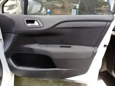 Veículo de Sucata citroen c4 lim. 1.4 16v 95 cv / 70 kw do ano 2013 alimentado 8f01