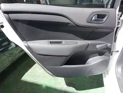 Veículo de Sucata citroen c4 lim. 1.4 16v 95 cv / 70 kw do ano 2013 alimentado 8f01