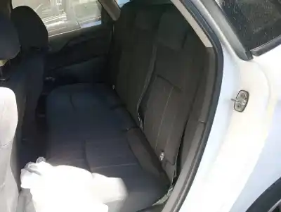 Veículo de Sucata citroen c4 lim. 1.4 16v 95 cv / 70 kw do ano 2013 alimentado 8f01