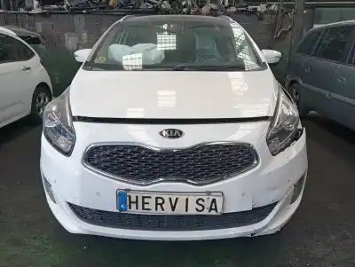 Vehicul casat KIA CARENS  al anului 2013 alimentat D4FD