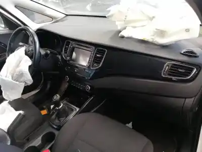 Veículo de Sucata kia carens iv 1.7 crdi do ano 2013 alimentado d4fd