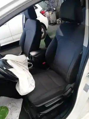 Veículo de Sucata kia carens iv 1.7 crdi do ano 2013 alimentado d4fd