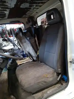 Sloopvoertuig nissan cabstar e tl100.35 van het jaar 2001 aangedreven bd30