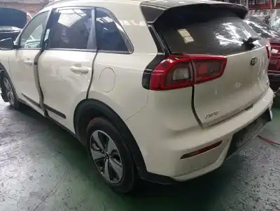 Scrapping Vehicle kia niro concept of the year 2017 powered g4le