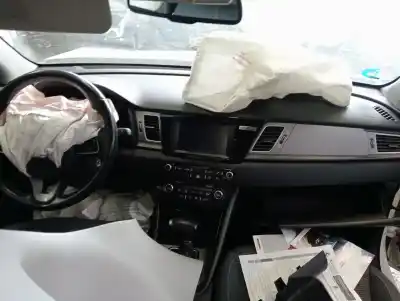 Scrapping Vehicle kia niro concept of the year 2017 powered g4le