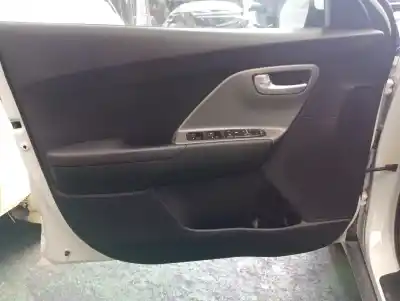 Scrapping Vehicle kia niro concept of the year 2017 powered g4le