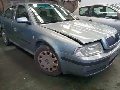 Scrapping Vehicle skoda octavia berlina (1u2) 1.6 of the year 2002 powered bfq