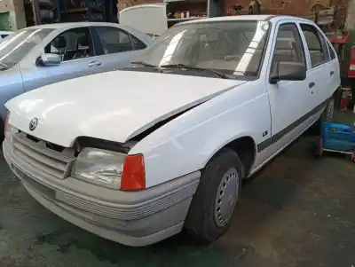 Veículo de Sucata opel kadett e 1.6 do ano 1990 alimentado 16sv