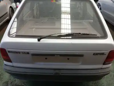 Veículo de Sucata opel kadett e 1.6 do ano 1990 alimentado 16sv