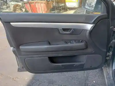 Здавання транспортного засобу audi a4 avant (8e) 3.0 v6 24v tdi року 2005 потужний bkn