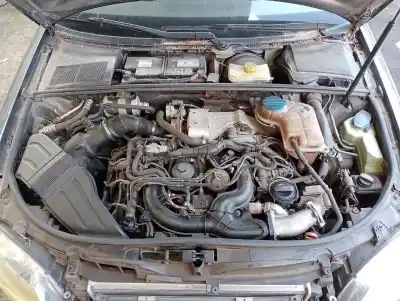 Здавання транспортного засобу audi a4 avant (8e) 3.0 v6 24v tdi року 2005 потужний bkn