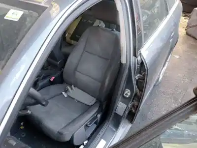 Здавання транспортного засобу audi a4 avant (8e) 3.0 v6 24v tdi року 2005 потужний bkn