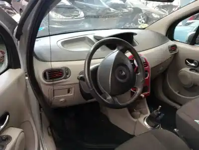 Sloopvoertuig renault modus 1.4 16v van het jaar 2005 aangedreven k4j770