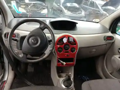 Sloopvoertuig renault modus 1.4 16v van het jaar 2005 aangedreven k4j770