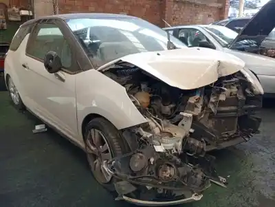 Veículo de Sucata citroen ds3 (sa_) 1.4 vti 95 do ano 0 alimentado 8fp