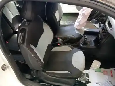 Veículo de Sucata citroen ds3 (sa_) 1.4 vti 95 do ano 0 alimentado 8fp