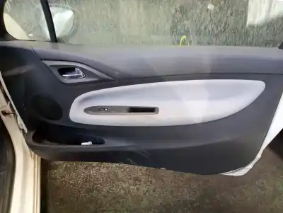 Veículo de Sucata citroen ds3 (sa_) 1.4 vti 95 do ano 0 alimentado 8fp