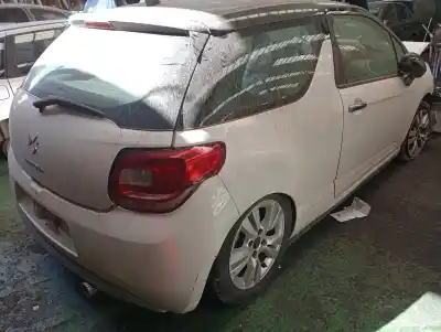 Veículo de Sucata citroen ds3 (sa_) 1.4 vti 95 do ano 0 alimentado 8fp