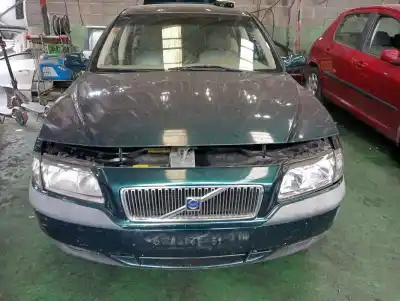 Veículo de Sucata VOLVO S80 BERLINA 2.5 D do ano 1998 alimentado D5252T