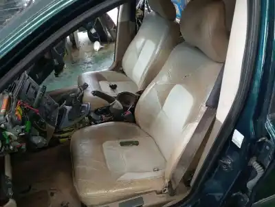 Veículo de Sucata volvo s80 berlina 2.5 d do ano 1998 alimentado d5252t