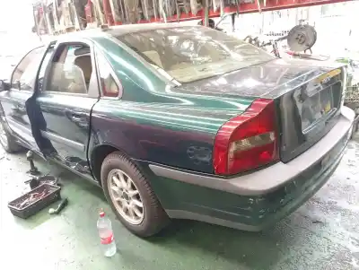 Veículo de Sucata volvo s80 berlina 2.5 d do ano 1998 alimentado d5252t