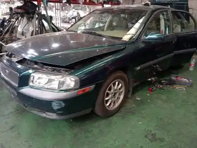 Veículo de Sucata volvo s80 berlina 2.5 d do ano 1998 alimentado d5252t
