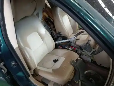 Veículo de Sucata volvo s80 berlina 2.5 d do ano 1998 alimentado d5252t