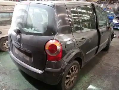 Veículo de Sucata renault modus 1.5 dci diesel do ano 2004 alimentado k9k750