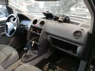 Scrapping Vehicle volkswagen caddy ka/kb (2k) 1.9 tdi of the year 2010 powered bls