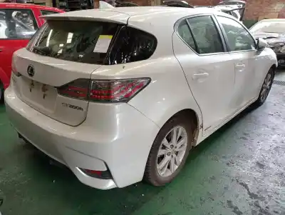 Scrapping Vehicle lexus ct 200h of the year 2012 powered 2zrfxe