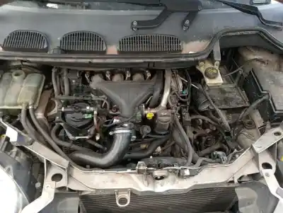 Здавання транспортного засобу ford focus c-max (cap) ghia (d) року 2004 потужний g6da