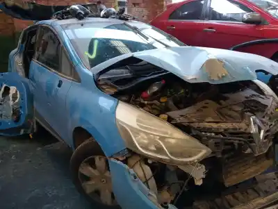 Veículo de Sucata renault clio iv dynamique do ano 2015 alimentado h4b400