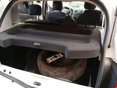 Veicolo di demolizione dacia sandero basis dell'anno 2014 alimentato d4f732