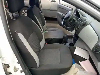 Veicolo di demolizione dacia sandero basis dell'anno 2014 alimentato d4f732