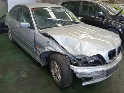 Veículo de Sucata bmw serie 3 berlina (e46) 320d do ano 2001 alimentado m47204d1