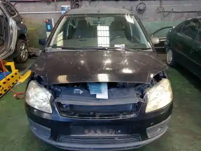 Здавання транспортного засобу ford focus c-max (cap) ambiente (d) року 2004 потужний g8da
