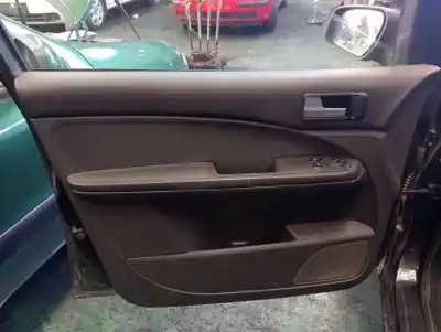 Здавання транспортного засобу ford focus c-max (cap) ambiente (d) року 2004 потужний g8da