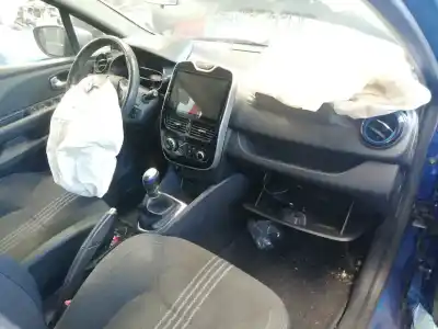 Veículo de Sucata renault clio iv zen do ano 2017 alimentado h5f408