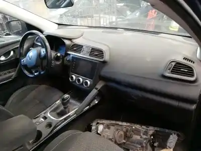 Veículo de Sucata renault kadjar life do ano 2015 alimentado h5h470