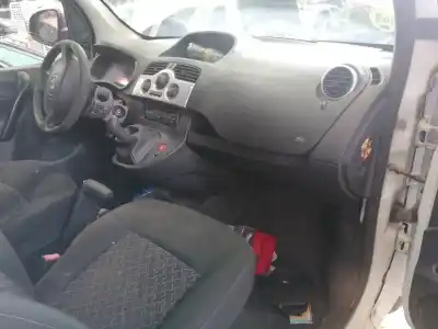 Veículo de Sucata renault kangoo expression do ano 2013 alimentado k9k808