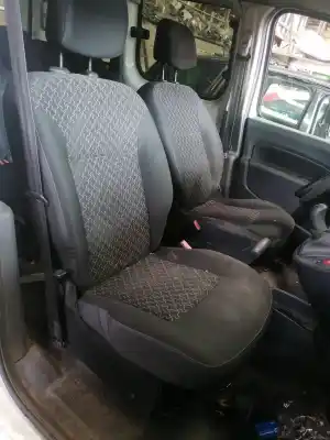 Veículo de Sucata renault kangoo expression do ano 2013 alimentado k9k808