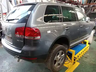 Vehicul casat volkswagen touareg (7la) 3.0 v6 tdi dpf al anului 2006 alimentat bks
