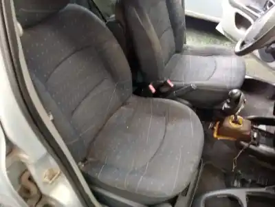 Утилизация автомобиля renault clio ii fase ii (b/cb0) authentique года 2001 питание d4f712