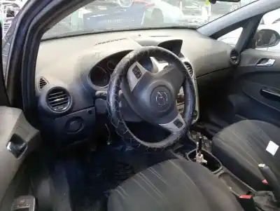 Здавання транспортного засобу opel corsa d cosmo року 2008 потужний z12xep