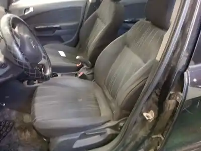 Здавання транспортного засобу opel corsa d cosmo року 2008 потужний z12xep