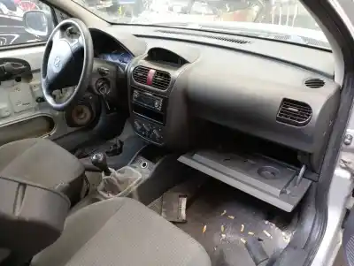 Veículo de Sucata opel corsa c club do ano 2002 alimentado z10xe