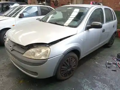 Veículo de Sucata opel corsa c club do ano 2002 alimentado z10xe